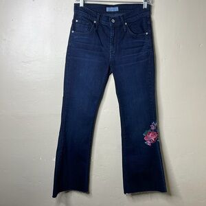 JAMES JEANS Bella Flower Bomb Fit & Flare Embroidered 5 Pocket Denim Jeans 28